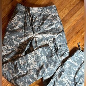 Authentic US Army Camouflage Pants